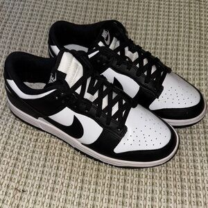 Women’s nike dunks size 8.5
